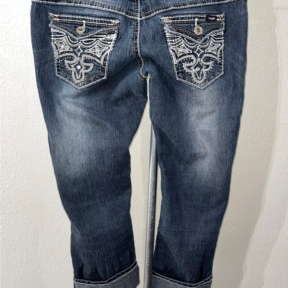 Angels, embellished denim, jean Capri juniors 3 26×22 stretch Cuffed - Picture 8 of 10